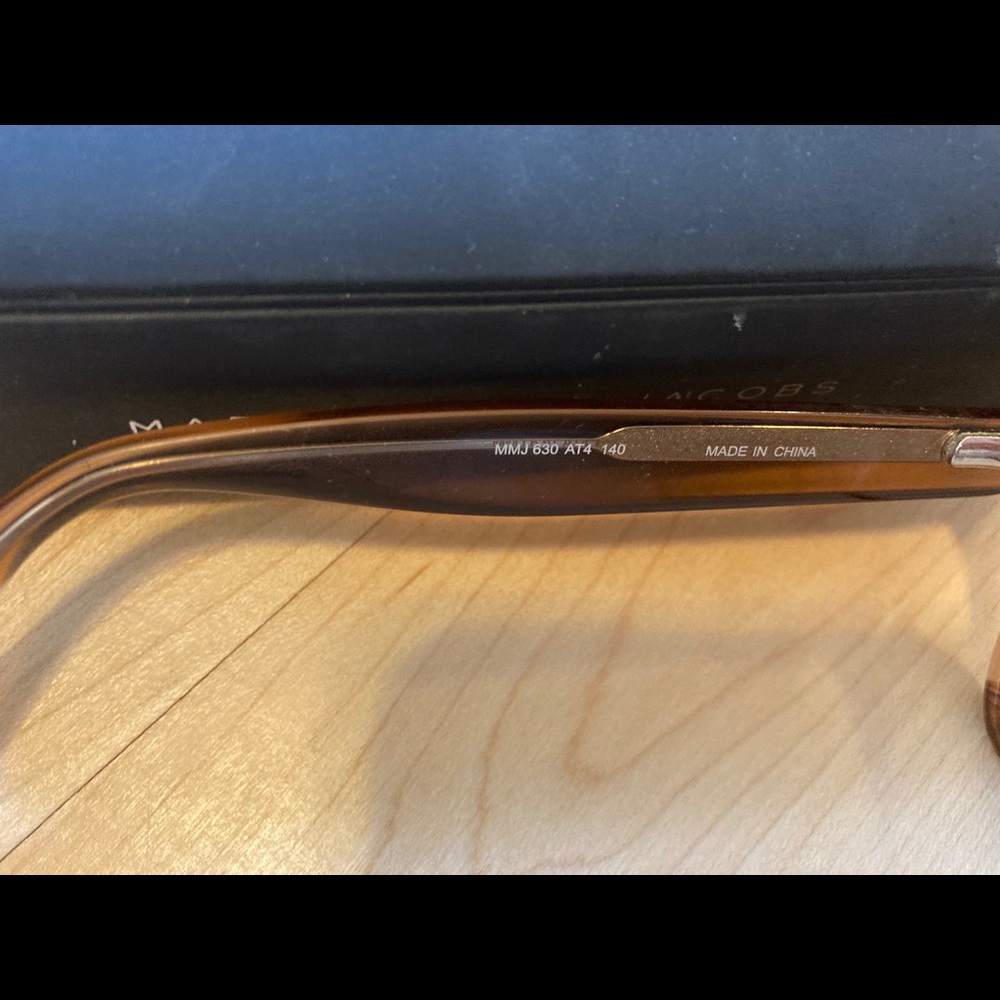 Marc Jacobs eyeglass frames - Picture 5 of 11